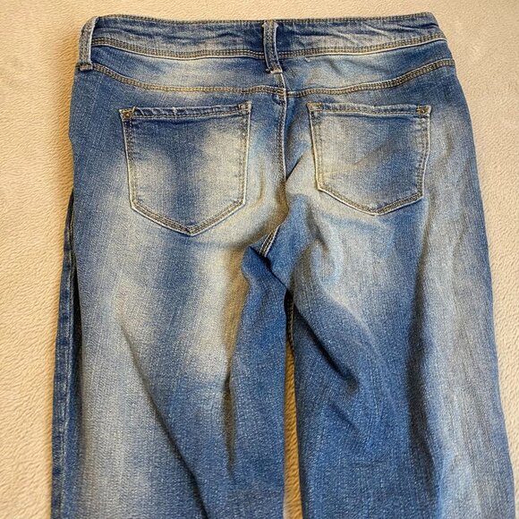 Black Daisy Women's Jeans 3/26 Jamie Relaxed Skinny Denim with Floral Embroidery - Picture 12 of 12